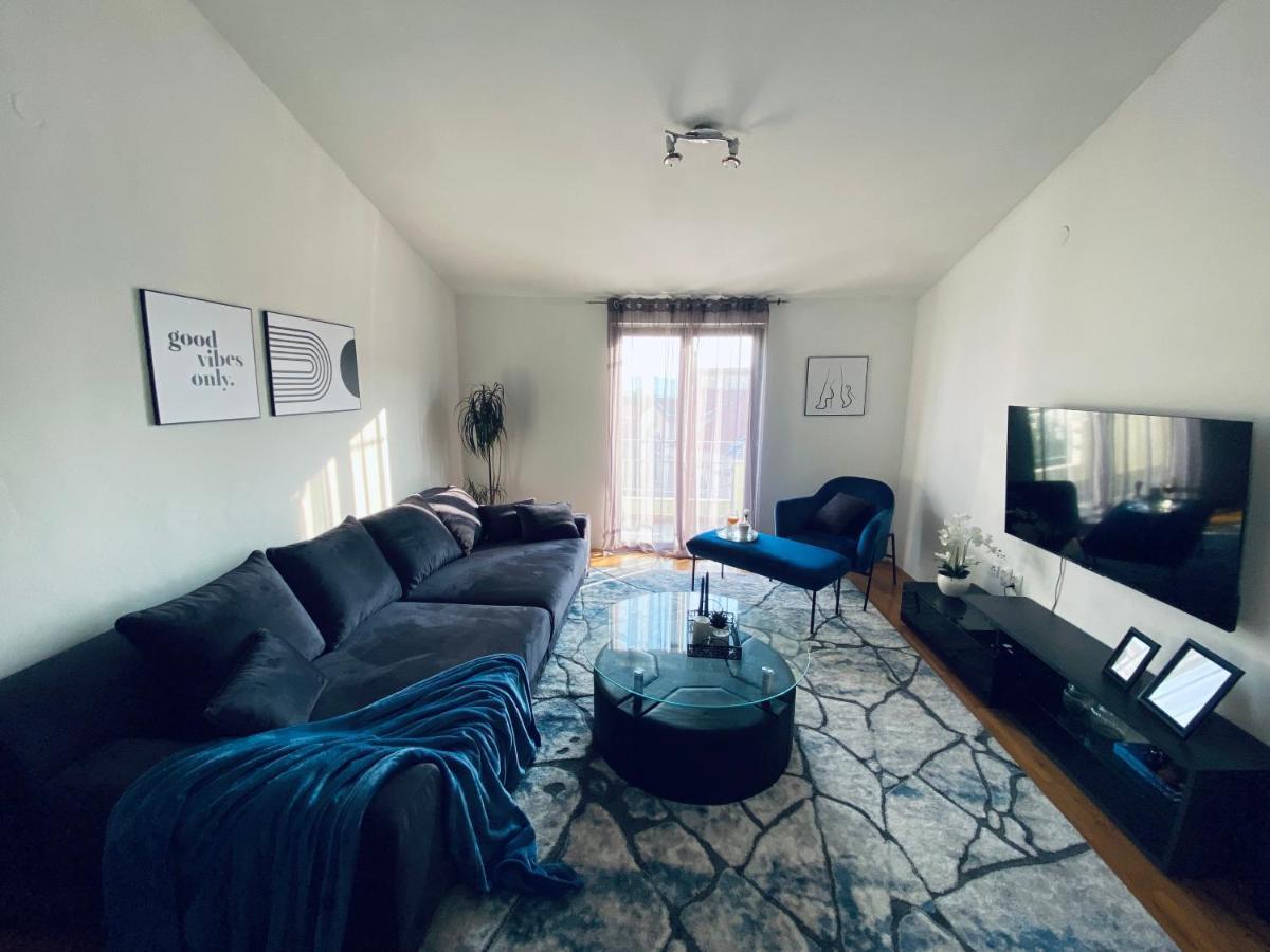 Zara Apartment Luaran gambar